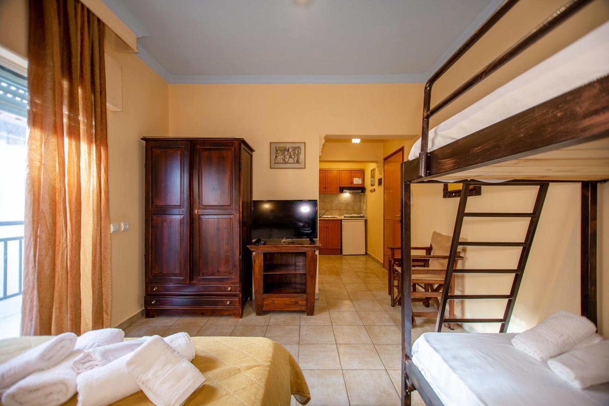 Xenia Palace Luxury Apartments Vrasná 外观 照片