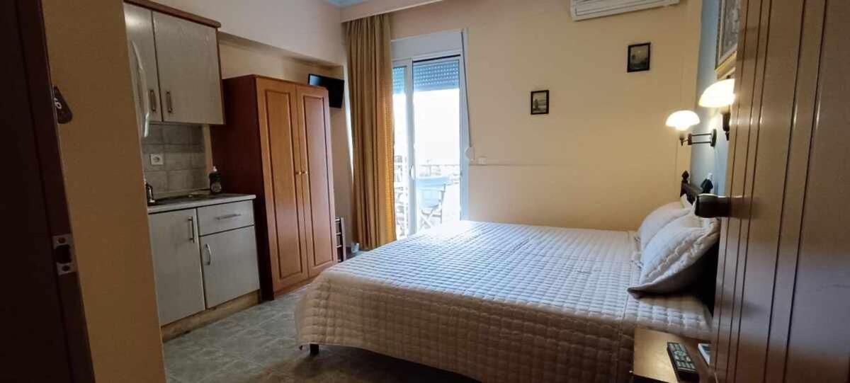 Xenia Palace Luxury Apartments Vrasná 外观 照片